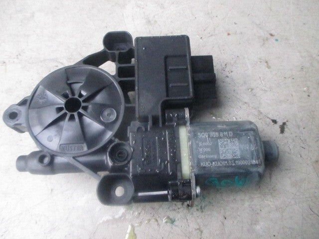 2019 VW VOLKSWAGEN GOLF NSF PASSENGERS FRONT WINDOW MOTOR REGULATOR 5Q0959811D