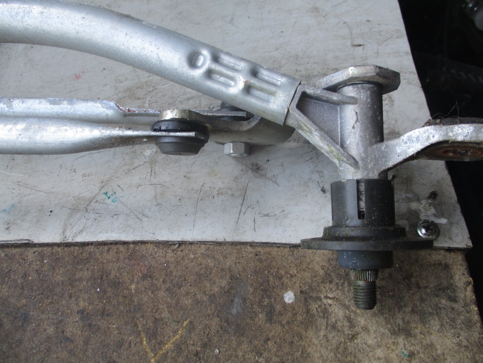 2014 VAUXHALL MERIVA B FRONT WIPER MOTOR & LINKAGE 3397021104