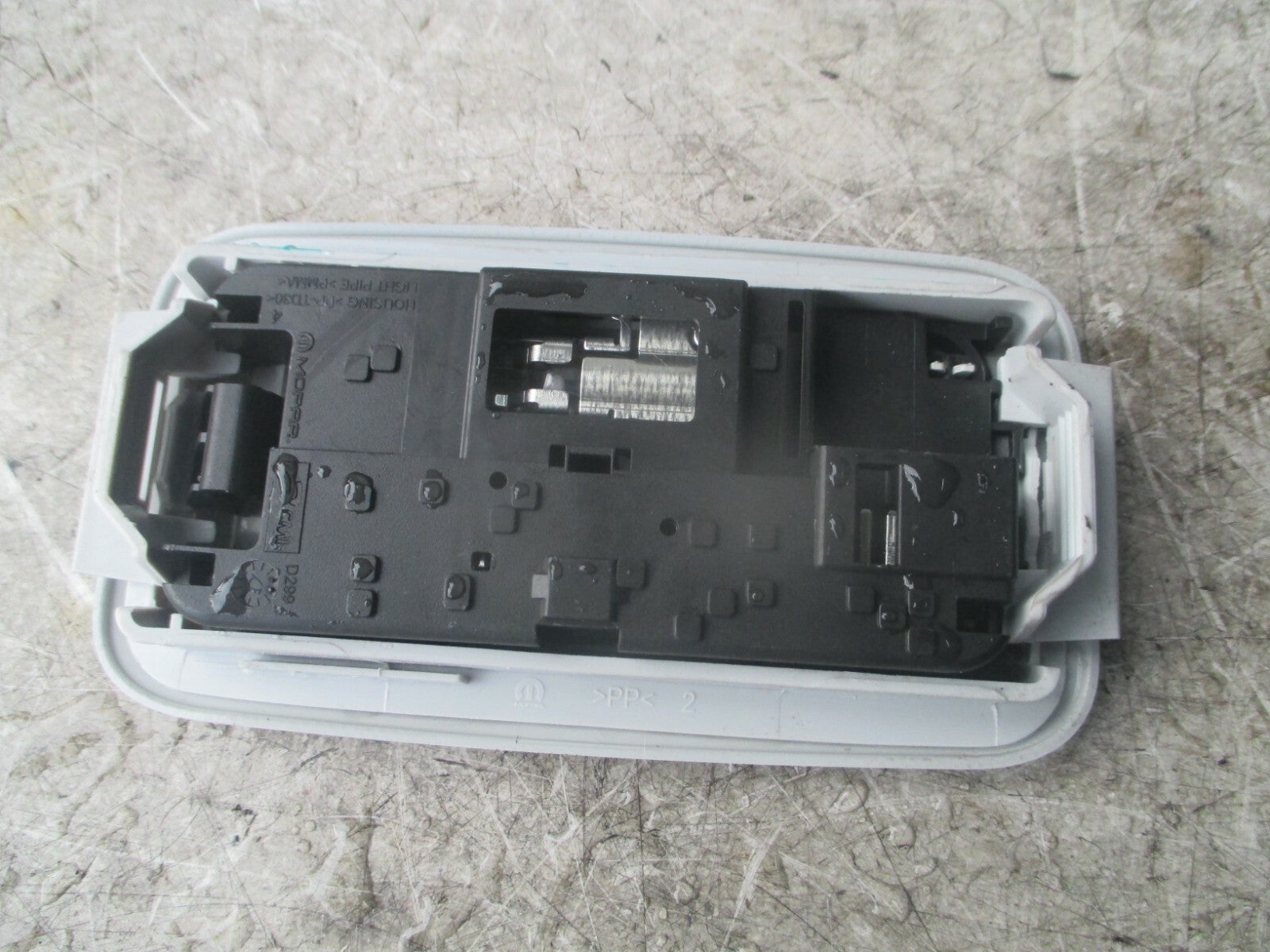 FIAT TIPO 2017 REAR INTERIOR ROOF LIGHT