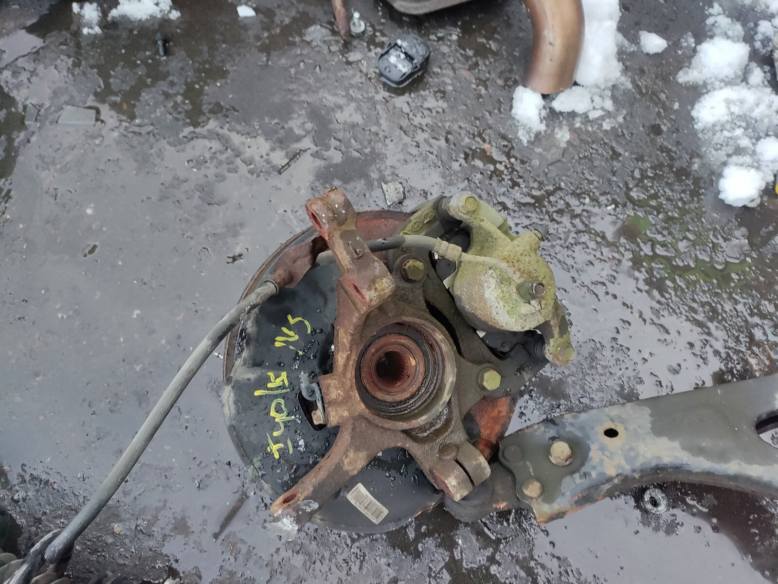2015 HYUNDAI I40 1.7 DIESEL NSF PASSENGER SIDE FRONT LEG SHOCK, HUB & WISH BONE
