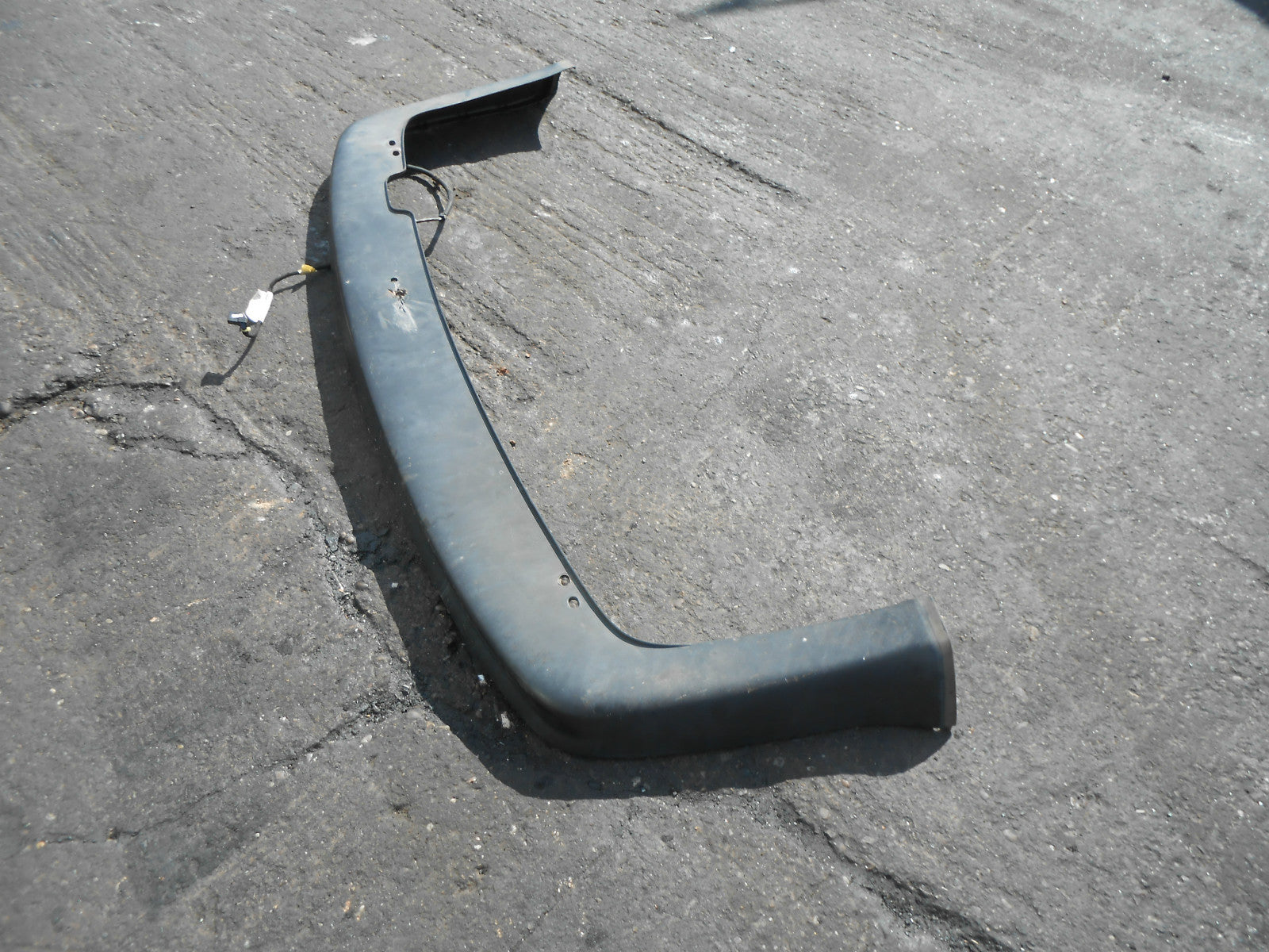 VOLKSWAGEN VW BORA 1J2 2004 REAR BUMPER LOWER VALANCE SPLITTER PDC TYPE