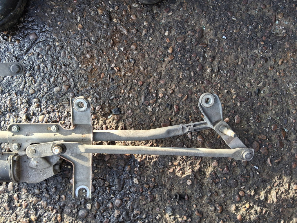 2007 MERCEDES BENZ VITO W639 FRONT WINDSCREEN WIPER MOTOR LINKAGE A6398200040