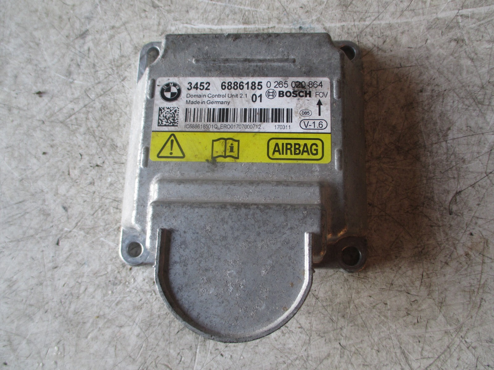 BMW F30 3 SERIES 2017 AIRBAG CONTROL ECU MODULE UNIT  6886185