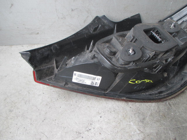 VAUXHALL CORSA D 2011 PASSENGER SIDE TAILLIGHT NSR 89075558A