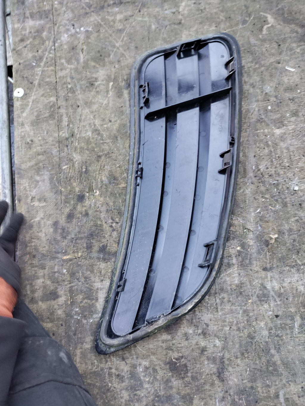 MERCEDES BENZ SPRINTER 2022 W907 BONNET HOOD GRILL A9108360700