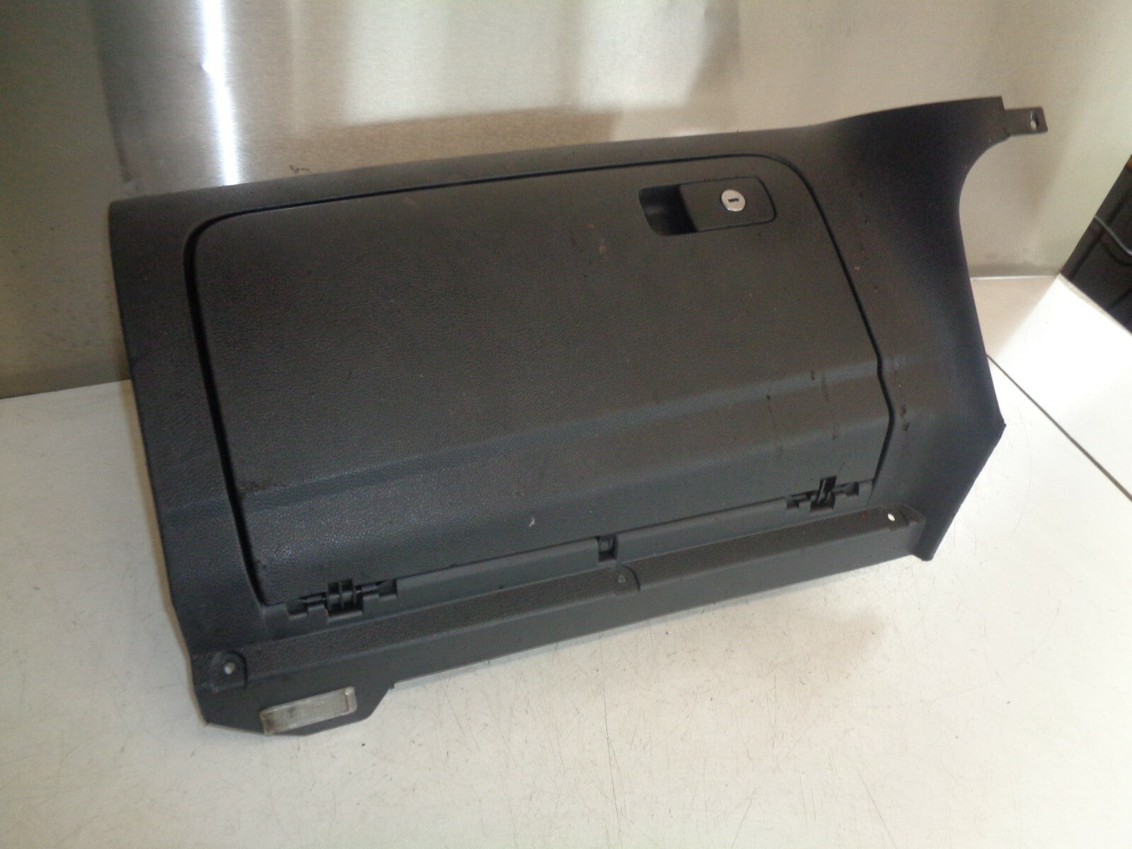 VW VOLKSWAGEN SCIROCCO 2011 GLOVEBOX ASSEMBLY LIGHT SWITCH 1K2857290