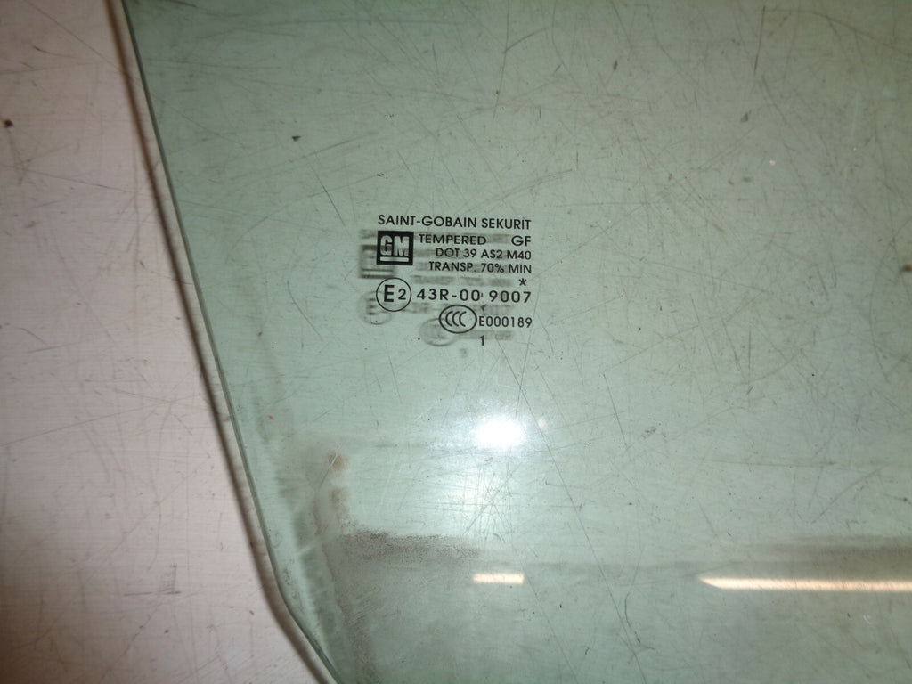 VAUXHALL CORSA D + E 3 DOOR OS DRIVER SIDE DOOR WINDOW GLASS