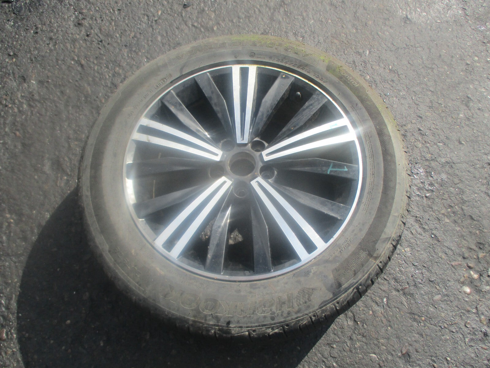 VW VOLKSWAGEN TIGUAN MK2 2016 18 INCH ALLOY WHEEL WITH TYRE 235/55R18