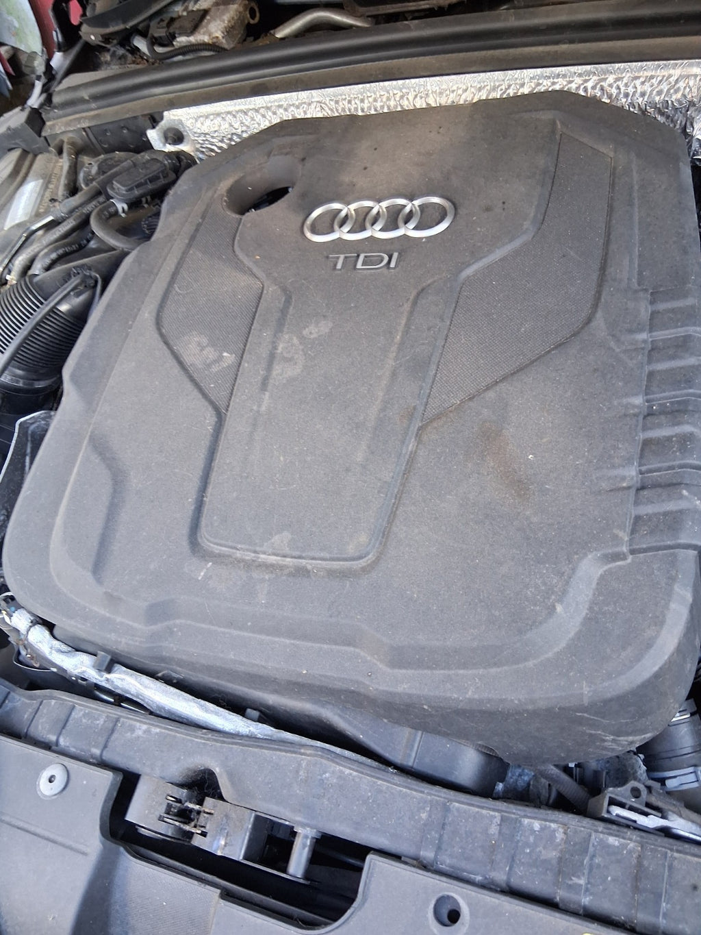 2015 AUDI A5 HATCHBACK 2.0 DIESEL ENGINE COVER LID TOP