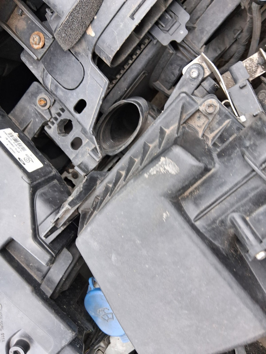 2015 FORD TRANSIT COURIER 1.5 DIESEL AIR FILTER HOUSING BOX