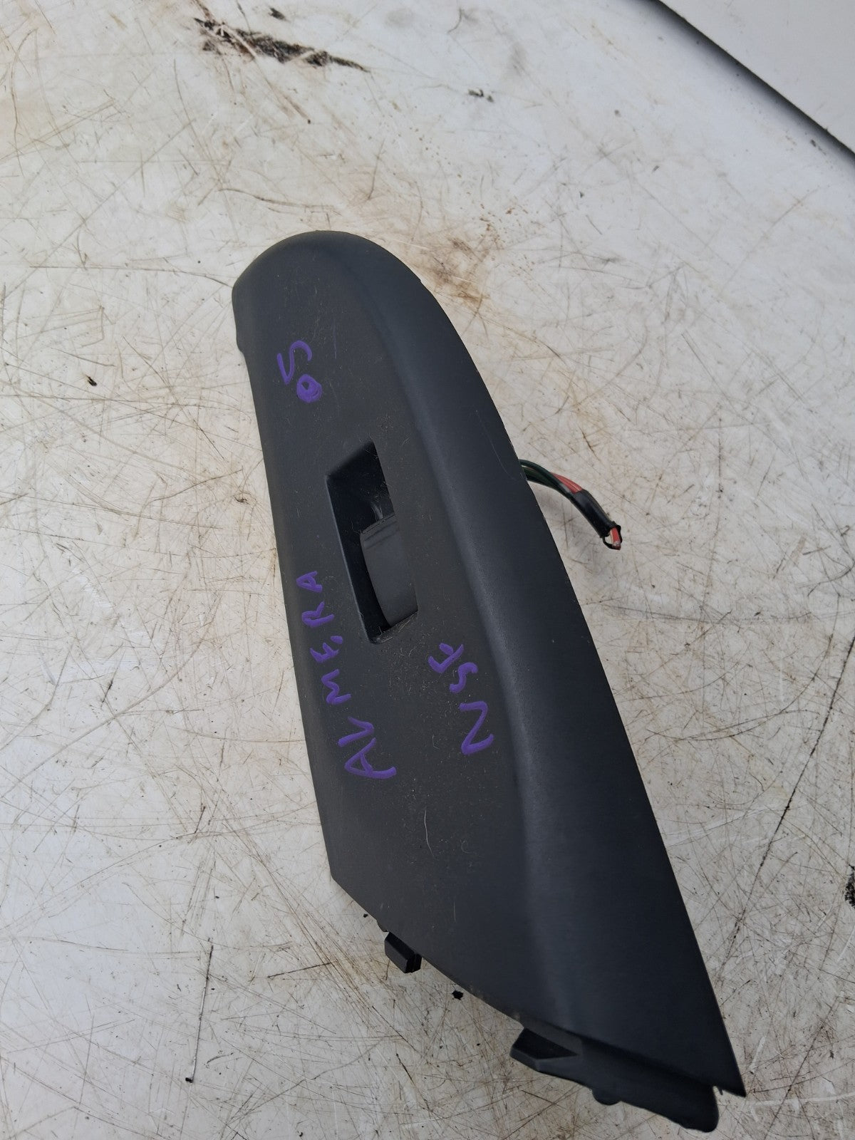 2005 NISSAN ALMERA NSF NEAR LEFT PASSENGER SIDE FRONT WINDOW SWITCH 80961