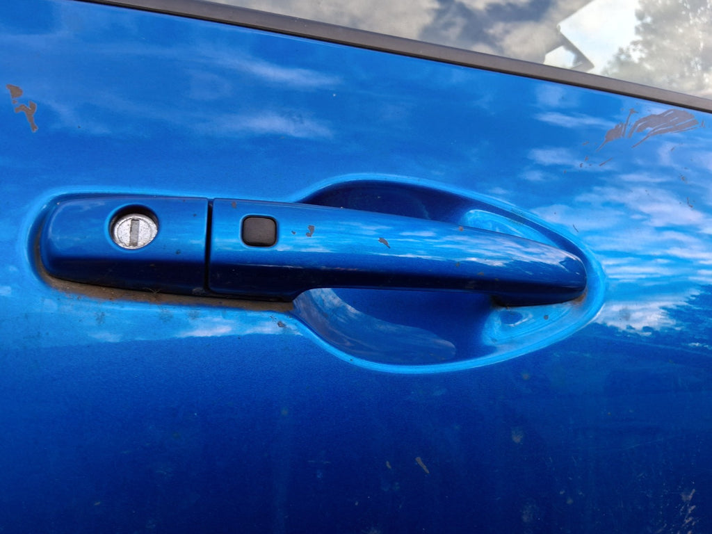 2021 SUZUKI SWIFT A2L MK4 OSF DRIVER SIDE EXTERIOR DOOR HANDLE SPEEDY BLUE ZWG