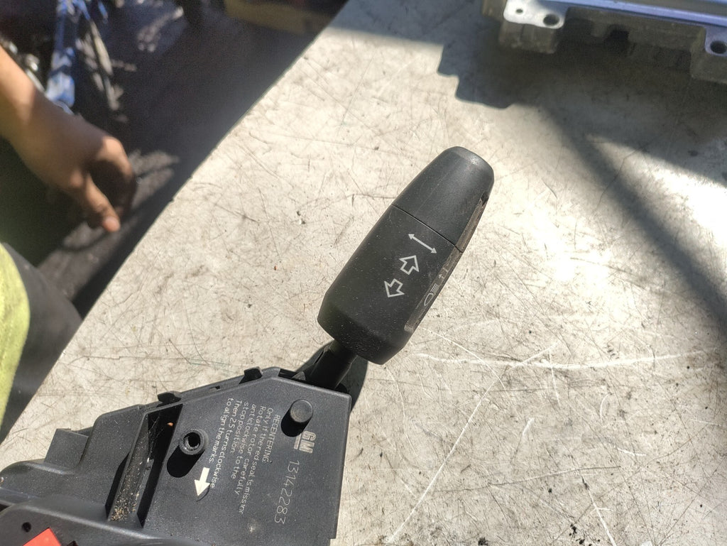 VAUXHALL CORSA D 2012 WIPER INDICATOR STALK SWITCH SQUIB 13142283