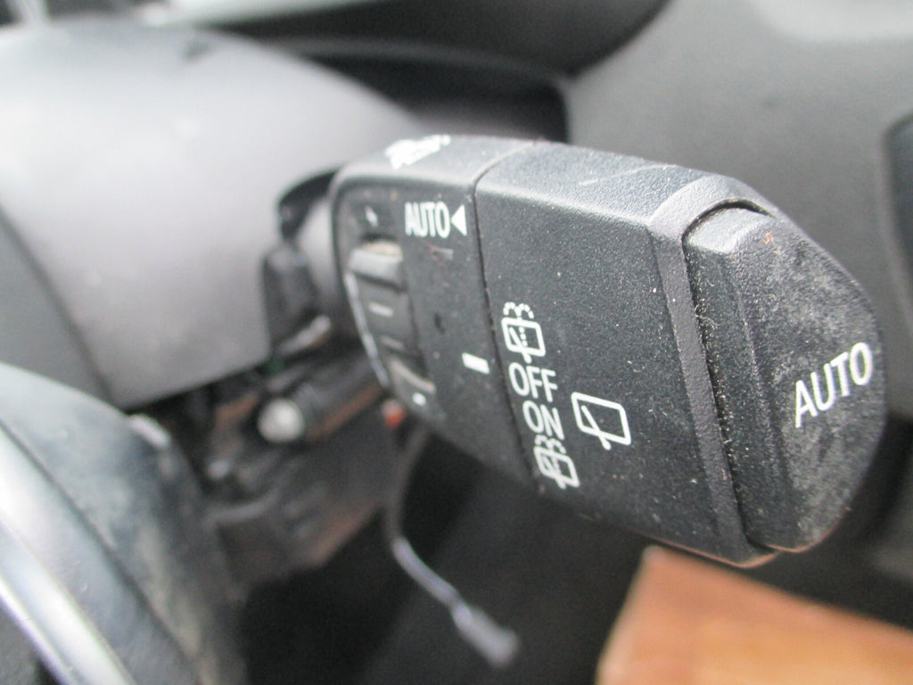 BMW X1 2018 F48 WIPER INDICATOR STALK SWITCH SQUIB UNIT