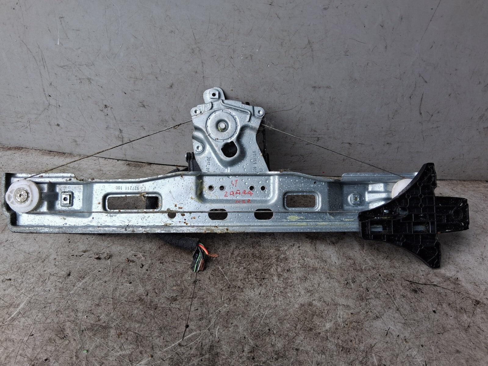 2017 ZAFIRA C TOURER NSR PASSENGER SIDE REAR WINDOW MOTOR & REGULATOR 927211100
