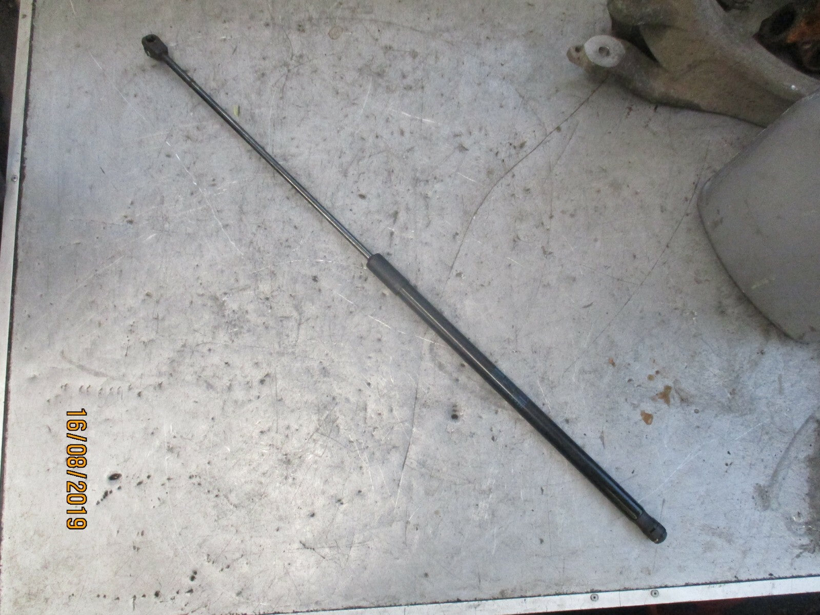 VAUXHALL INSIGNIA A MK1 FRONT BONNET STRUT STAY 13252173