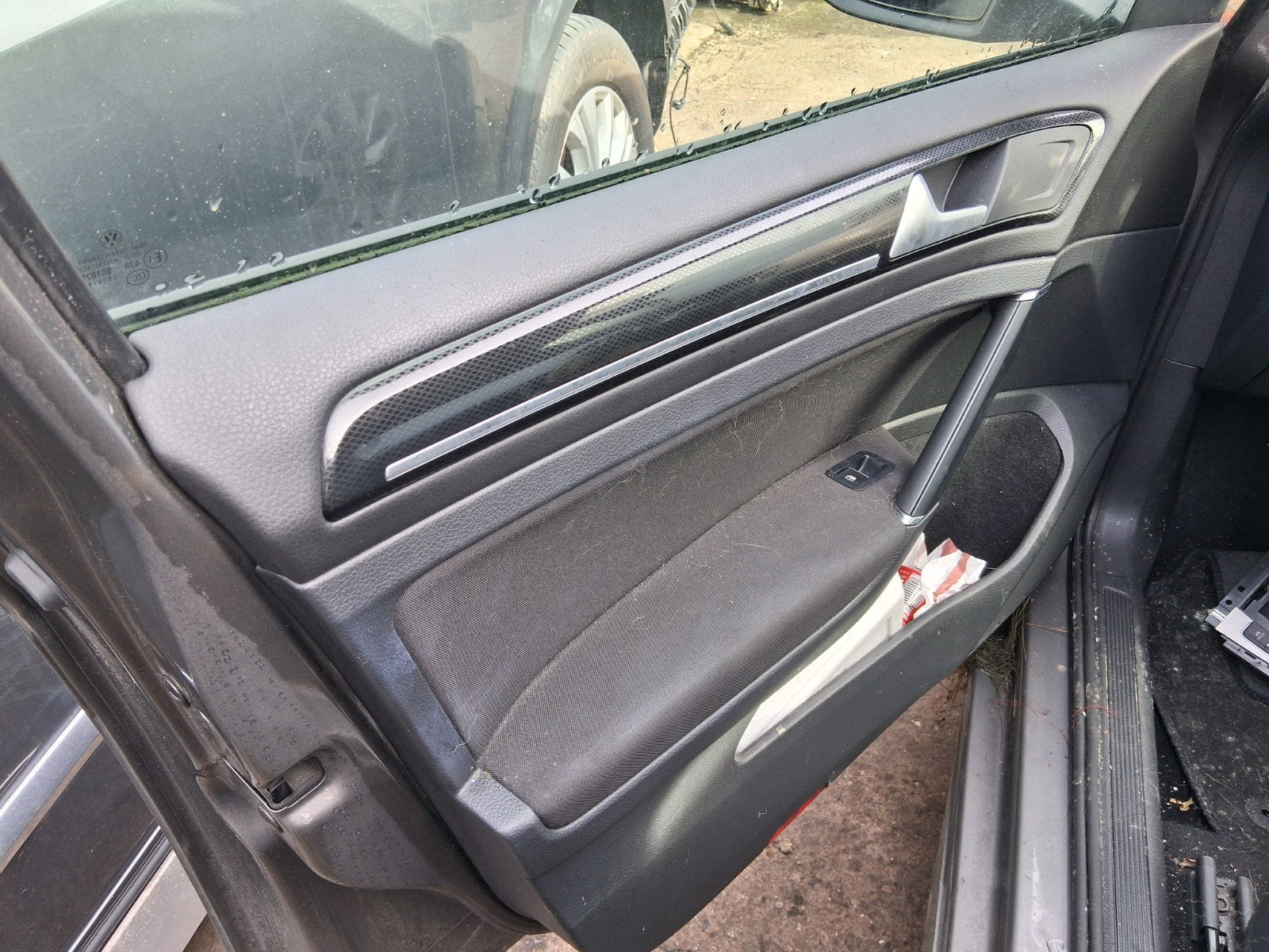 2016 VOLKSWAGEN GOLF MK7 NSF PASSENGER SIDE FRONT LEFT DOOR CARD PANEL