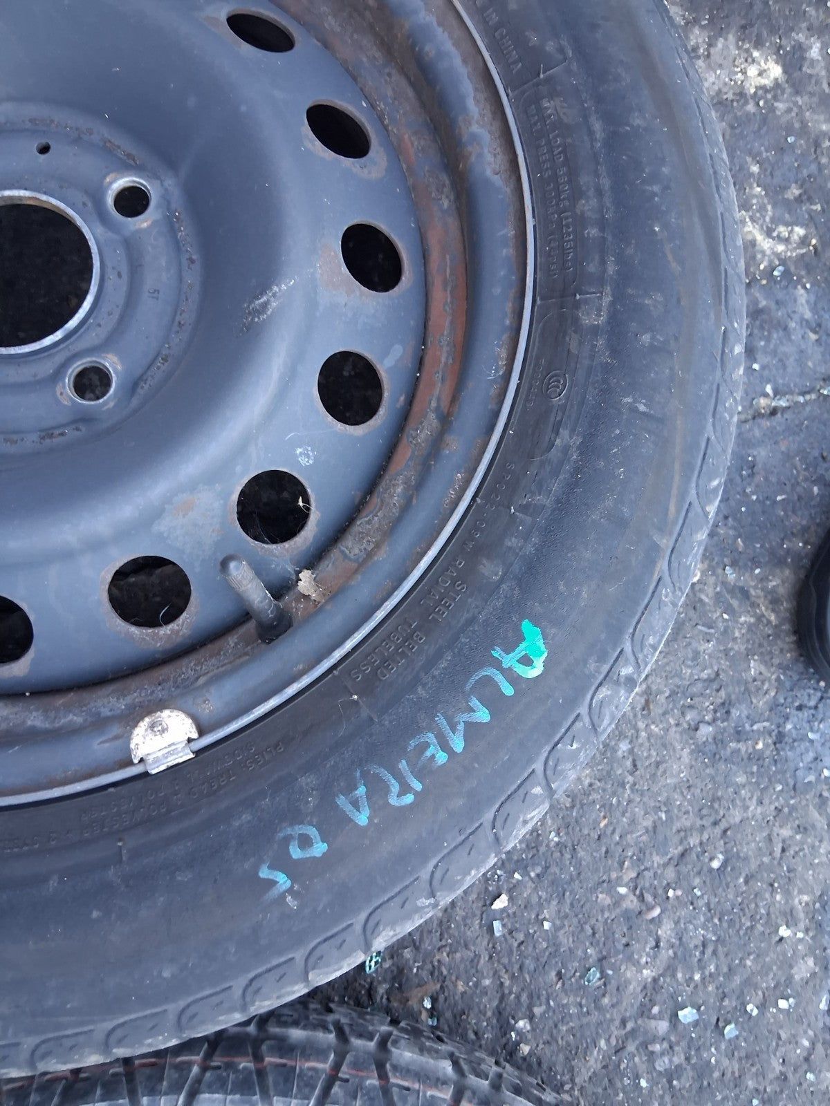 2005 NISSAN ALMERA MK2 15 INCH STEEL WHEEL WITH TYRE 185/65R15