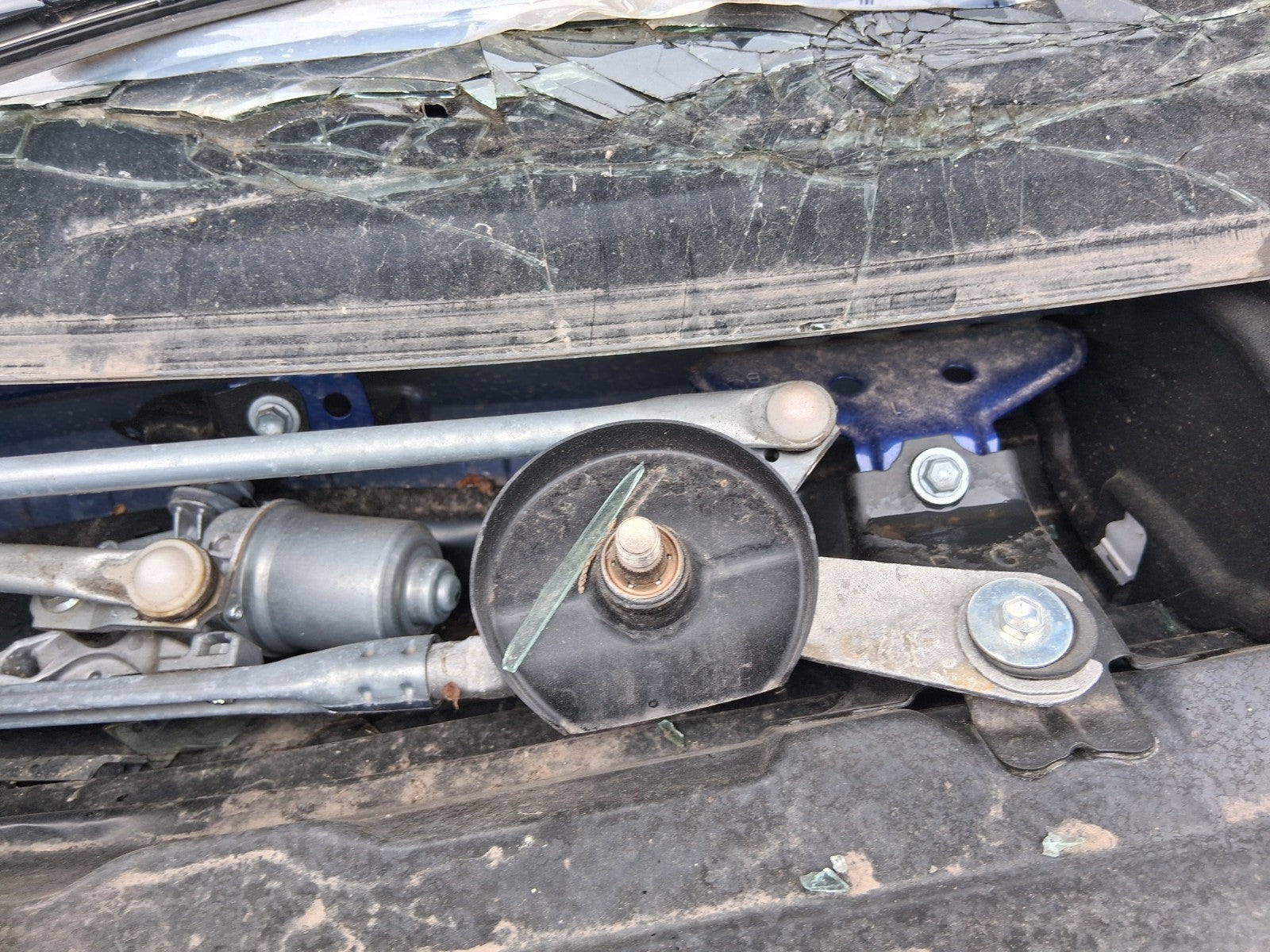 2023 TOYOTA YARIS MK4 1.5 HYBRID ELECTRIC FRONT WINDSCREEN WIPER MOTOR & LINKAGE