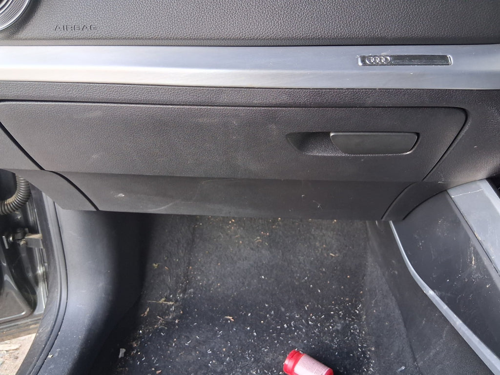 2021 AUDI Q2 MK1 FACELIFT DASHBOARD GLOVE BOX STORAGE COMPARTMENT