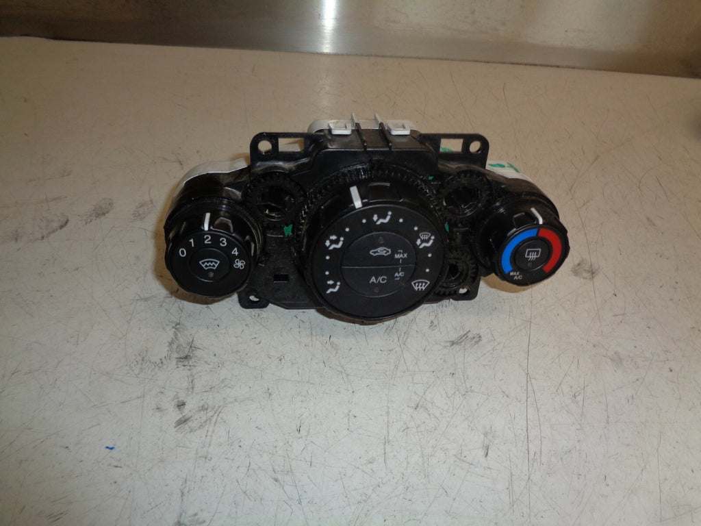 FORD FIESTA MK7 2017 HEATER AC AIR CON CLIMATE CONTROL PANEL SWITCH C1B119980BC