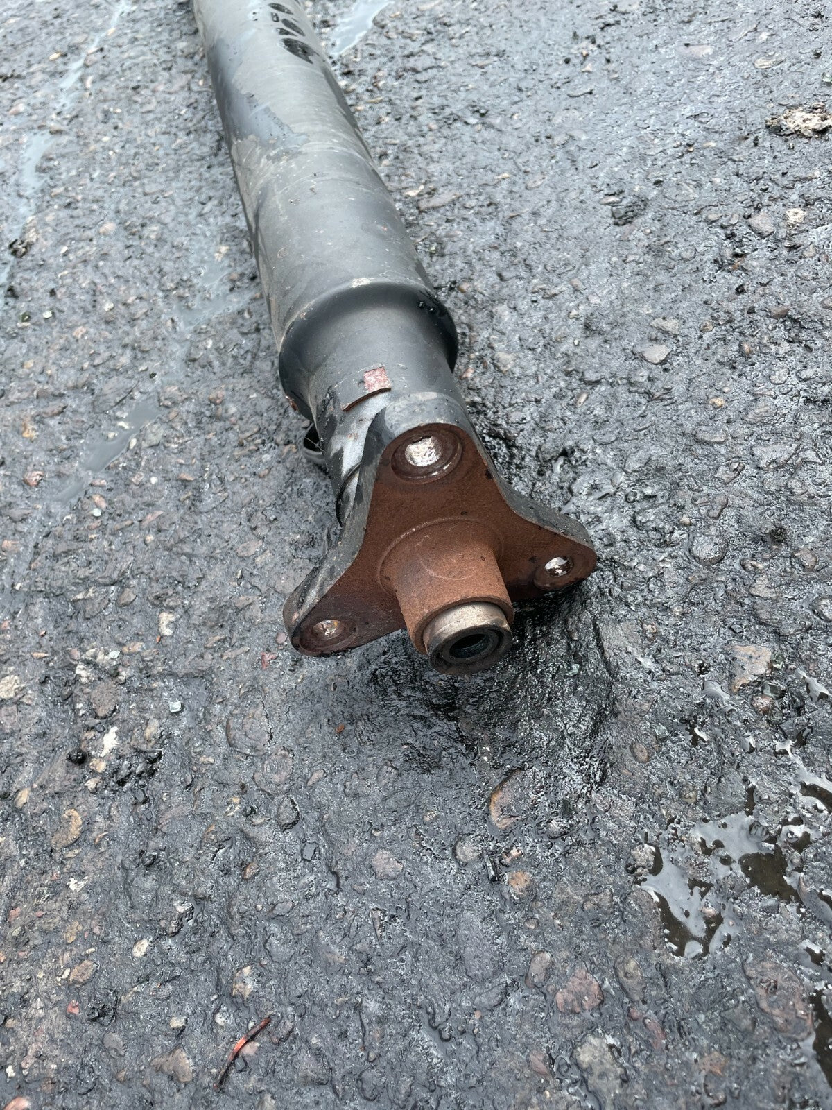 BMW 5 SERIES F10 2012 520D 2.0 DIESEL AUTO PROP SHAFT PROPSHAFT PROP 7614663