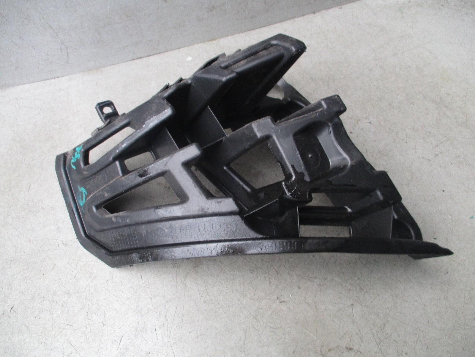 2020 CITROEN C5 AIRCROSS NSR PASSENGER SIDE REAR LEFT BUMPER BRACKET 9826677480