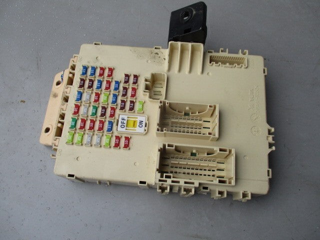HYUNDAI I40 2016 UNDER DASHBOARD FUSE BOX RELAY UNIT 919553Z020