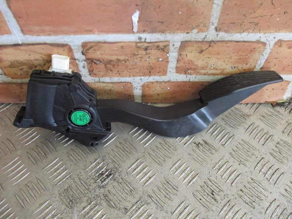 VAUXHALL VIVA 2015 OPEL VIVA, ACCELERATOR PEDAL - 42361587 / M2XX
