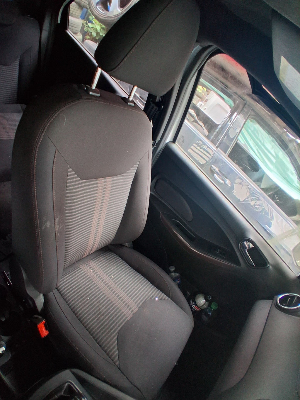 2018 FORD KA + PLUS HATCHBACK NS PASSENGER SIDE FRONT COMPLETE SEAT FABRIC