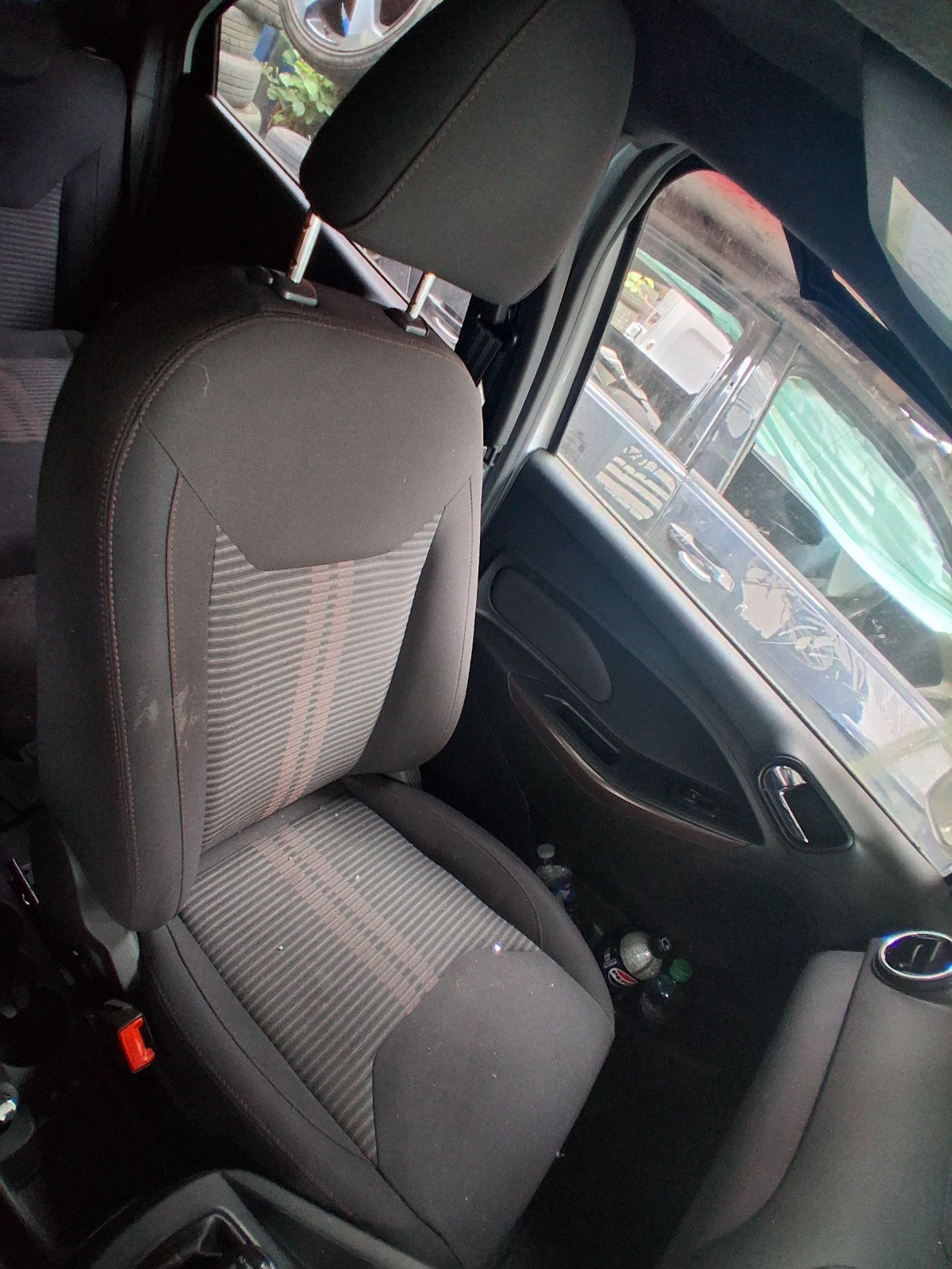 2018 FORD KA + PLUS HATCHBACK NS PASSENGER SIDE FRONT COMPLETE SEAT FABRIC
