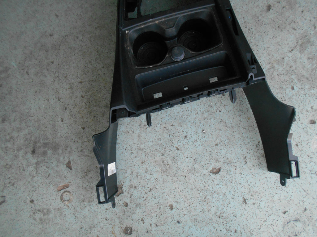 BMW 1 SERIES F20 2016 2017 RHD CENTRE CONSOLE ARM REST 12V SOCKET X2 ASSEMBLY