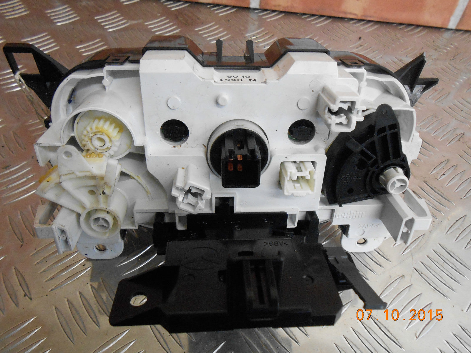 MAZDA 2 2009 HEATER AC AIR CONDITIONING CLIMATE CONTROL PANEL N D651 8L08