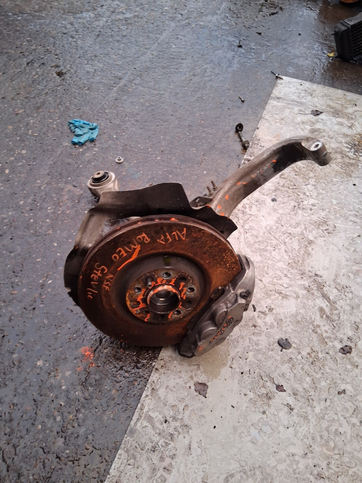 2022 ALFA ROMEO STELVIO 949 2.0 PETROL NSF PASSENGER SIDE FRONT WHEEL HUB