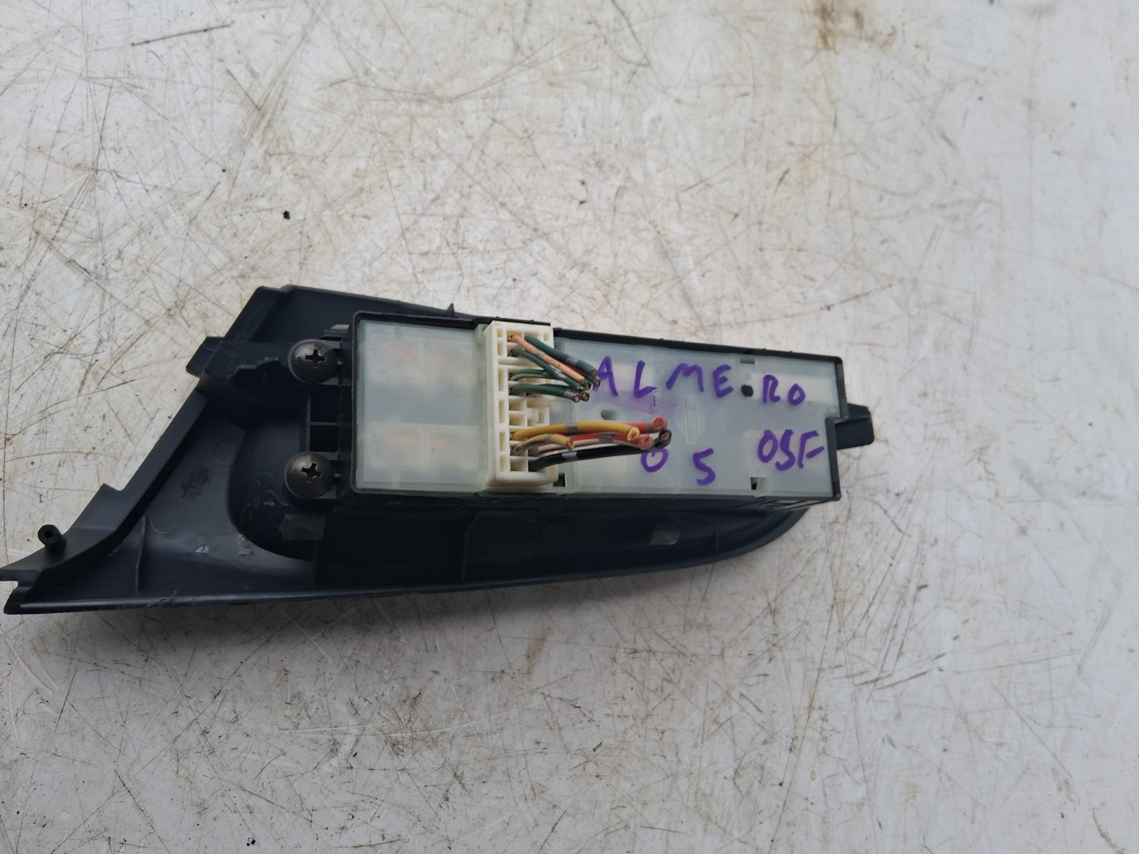 2005 NISSAN ALMERA OSF OFF DRIVER RIGHT SIDE FRONT WINDOW SWITCHES