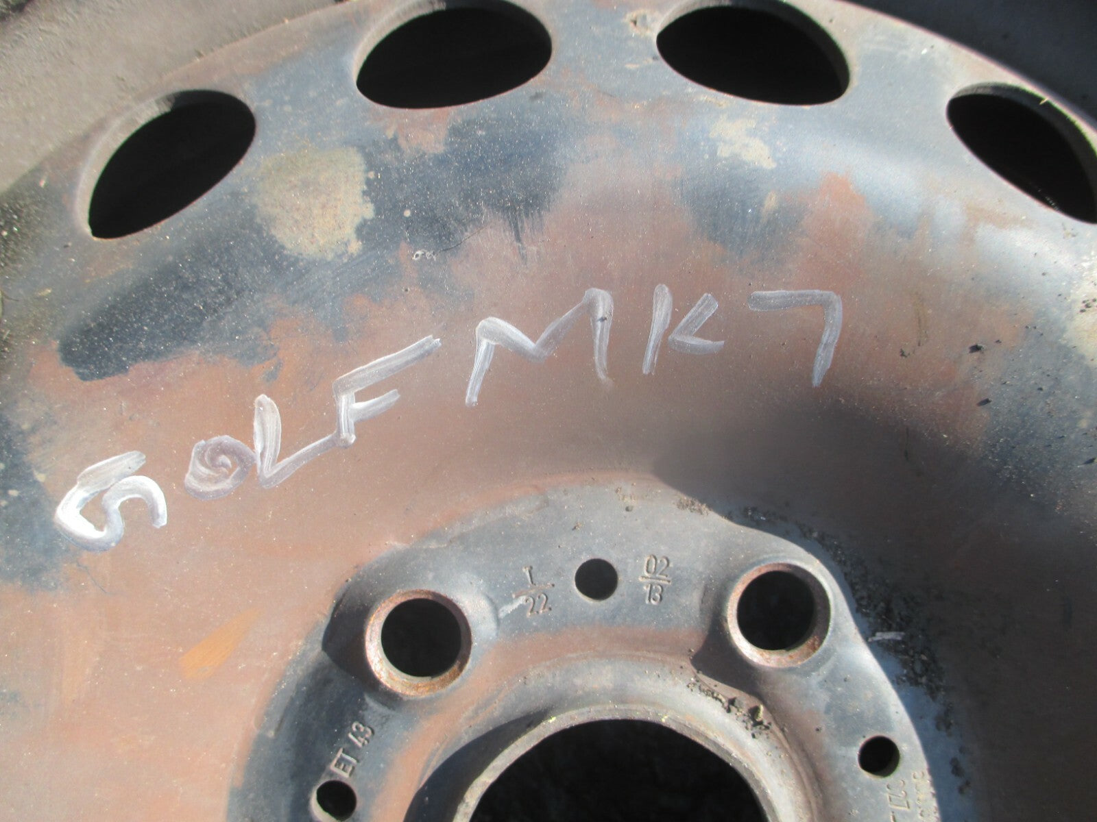 VW VOLKSWAGEN GOLF 2013 MK7 15 INCH STEEL WHEEL WITH TYRE 195/65R15