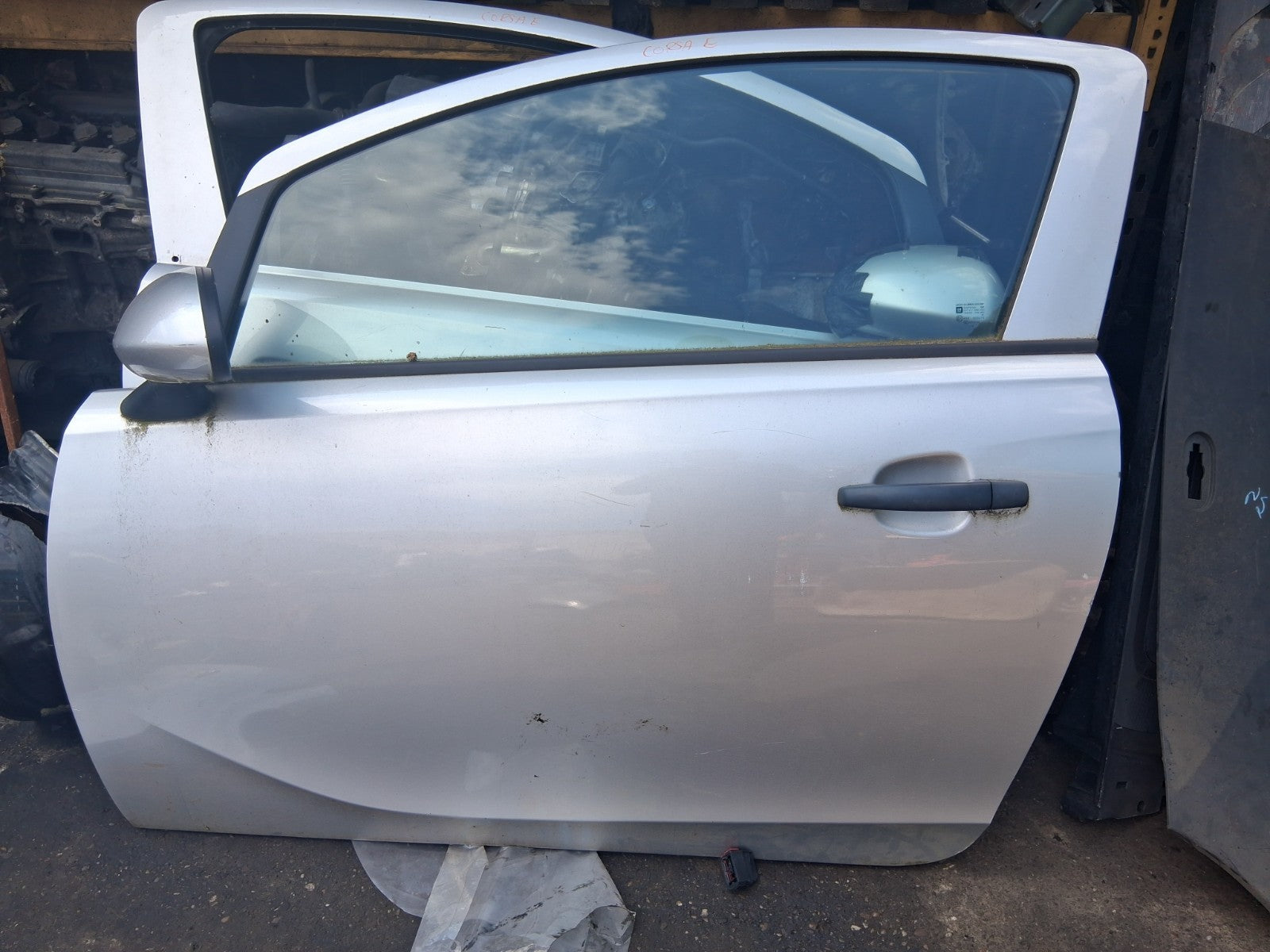 2017 VAUXHALL CORSA E 3 DOOR NS PASSENGER SIDE BARE DOOR SILVER METALLIC 176