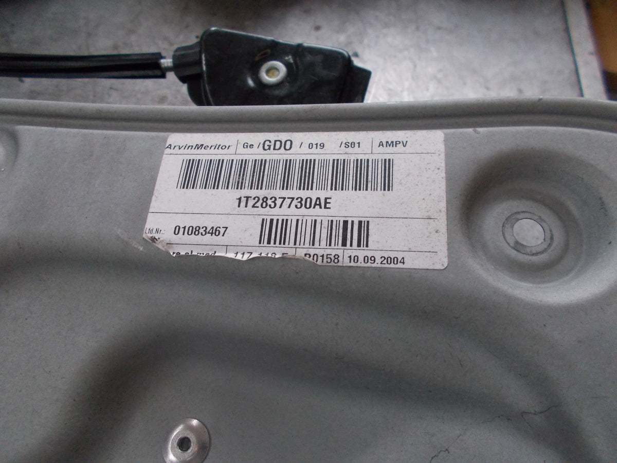 VOLKSWAGEN TOURAN 1T OSF DRIVER SIDE FRONT WINDOW REGULATOR 1T2837730AE