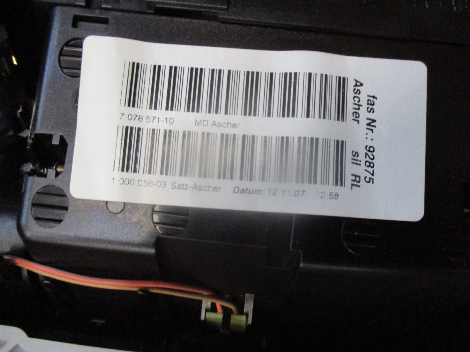 2005 BMW 1 SERIES 118D E87 CENTRE CONSOLE WITH ARMREST 912143604