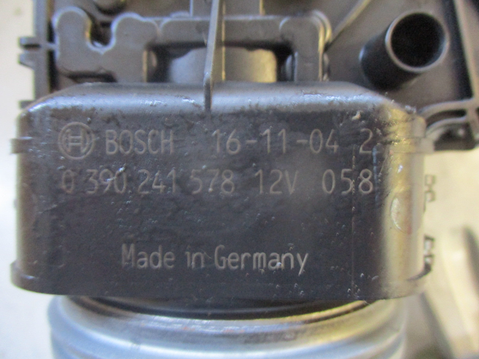 PEUGEOT 208 2016 FRONT WIPER MOTOR AND LINKAGE 0390241578 3397021392
