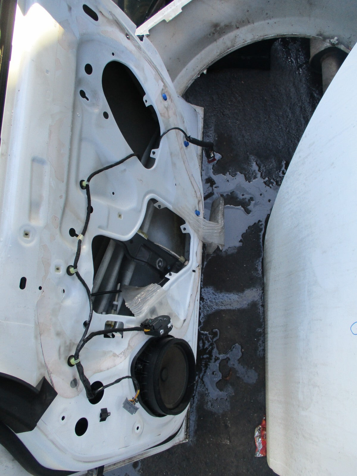 2010 VAUXHALL ASTRA J MK6 OSF DRIVER SIDE FRONT BARE DOOR SUMMIT WHITE ZGAZ