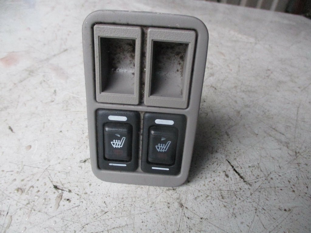 NISSAN HEATED SEAT SEATS SWITCH X 2 PLASTIC TRIM SURROUND COIN TRAY HOLDER GREY
