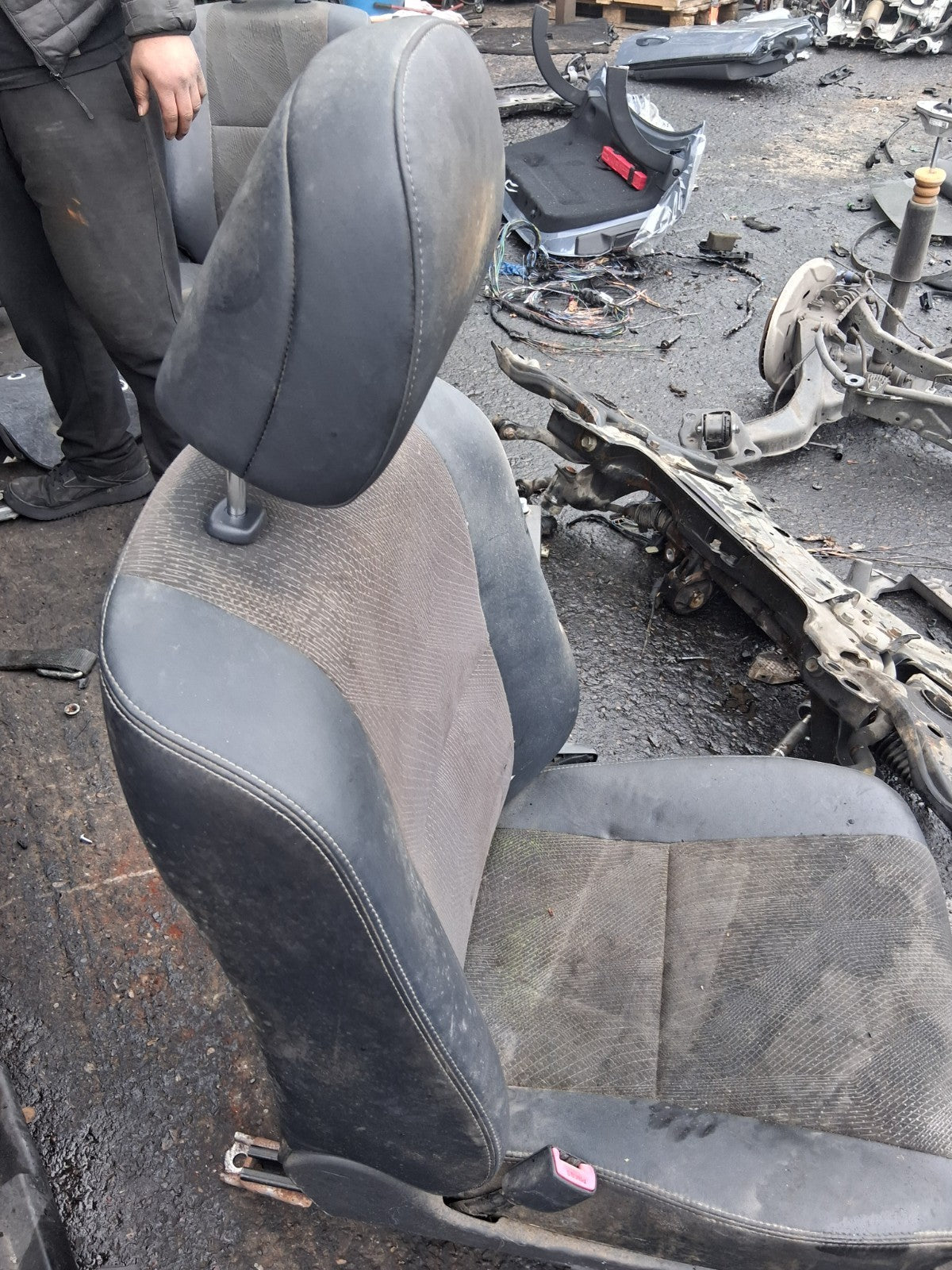2013 TOYOTA ESTIMA MK3 NSF PASSENGER SIDE FRONT LEFT COMPLETE SEAT HALF LEATHER