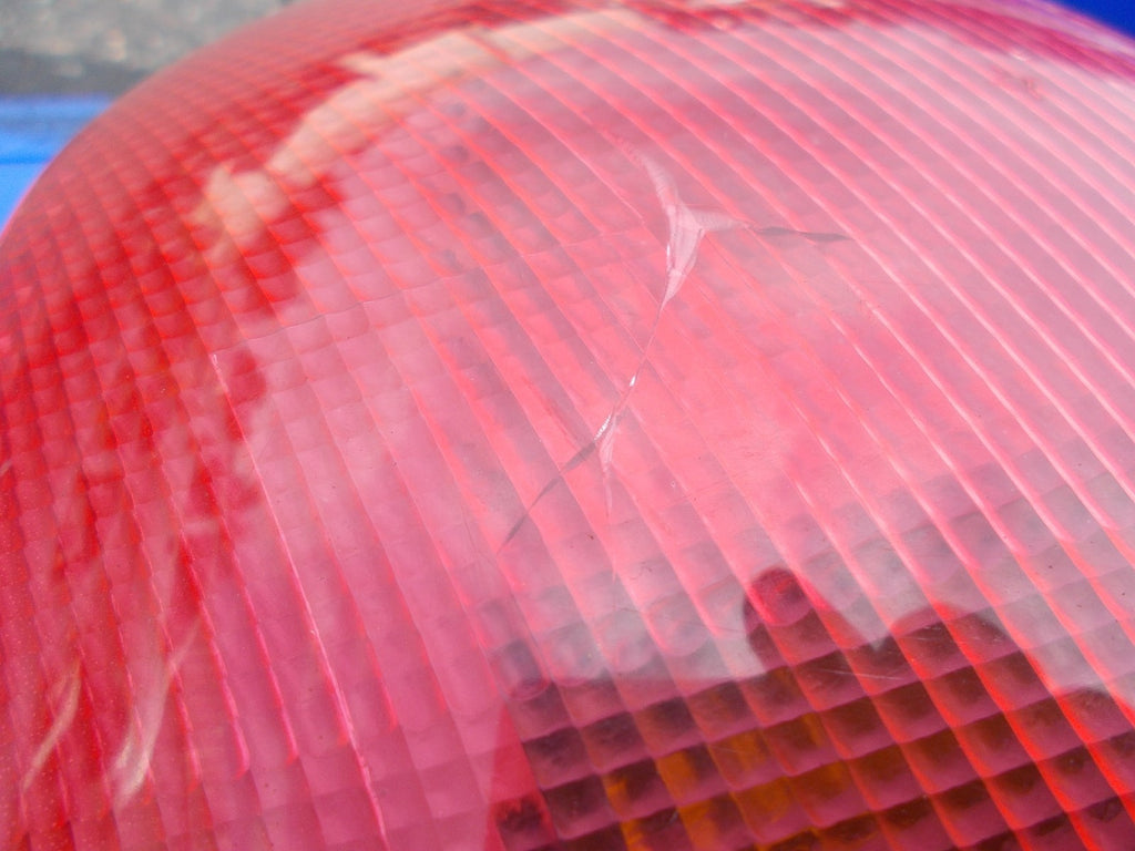 1999 RENAULT CLIO MK2 NSR PASSENGER SIDE REAR TAIL LIGHT 7700410517