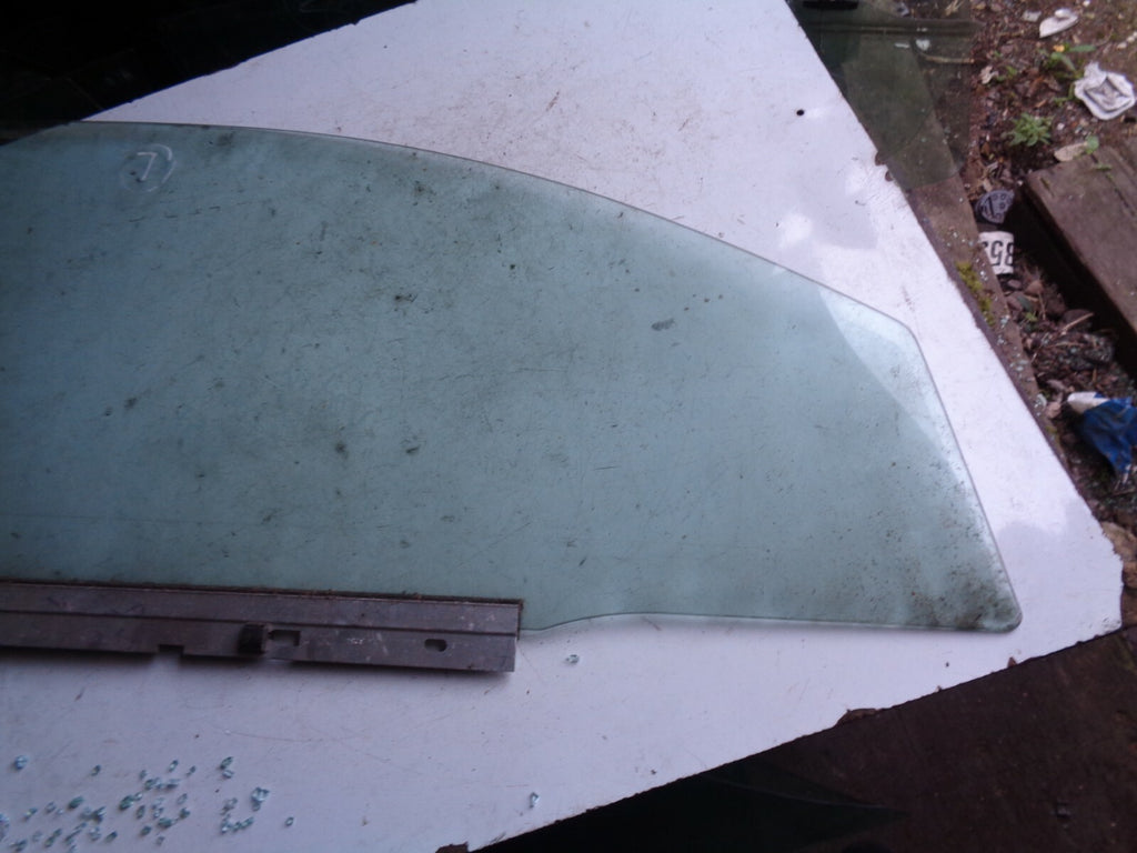 VAUXHALL VECTRA C OSF DRIVER SIDE FRONT DOOR WINDOW GLASS