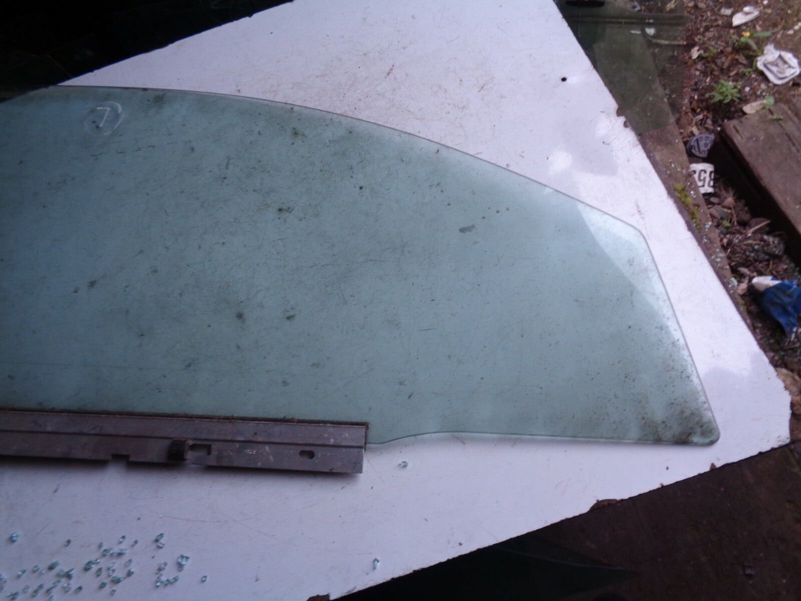 VAUXHALL VECTRA C OSF DRIVER SIDE FRONT DOOR WINDOW GLASS
