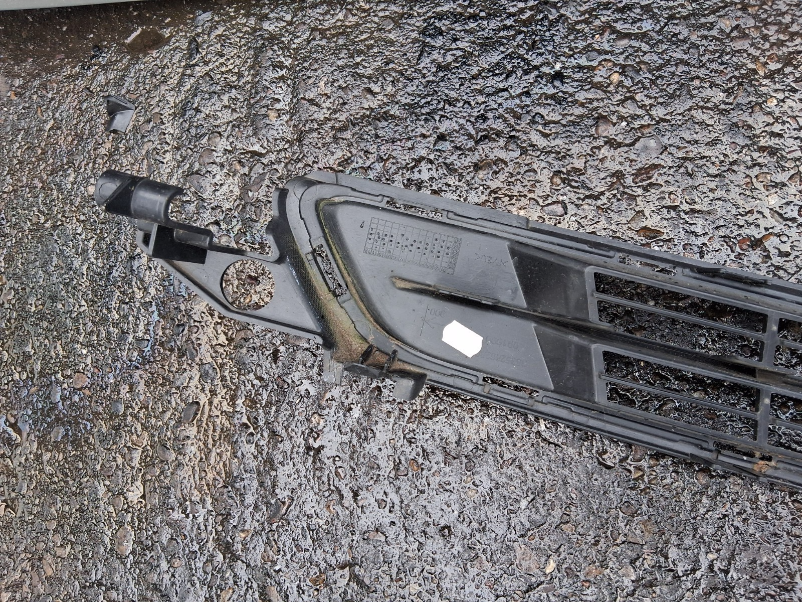 2024 VAUXHALL MOKKA B MK2 FRONT BUMPER LOWER GRILLE BLACK GRILL 9835266280