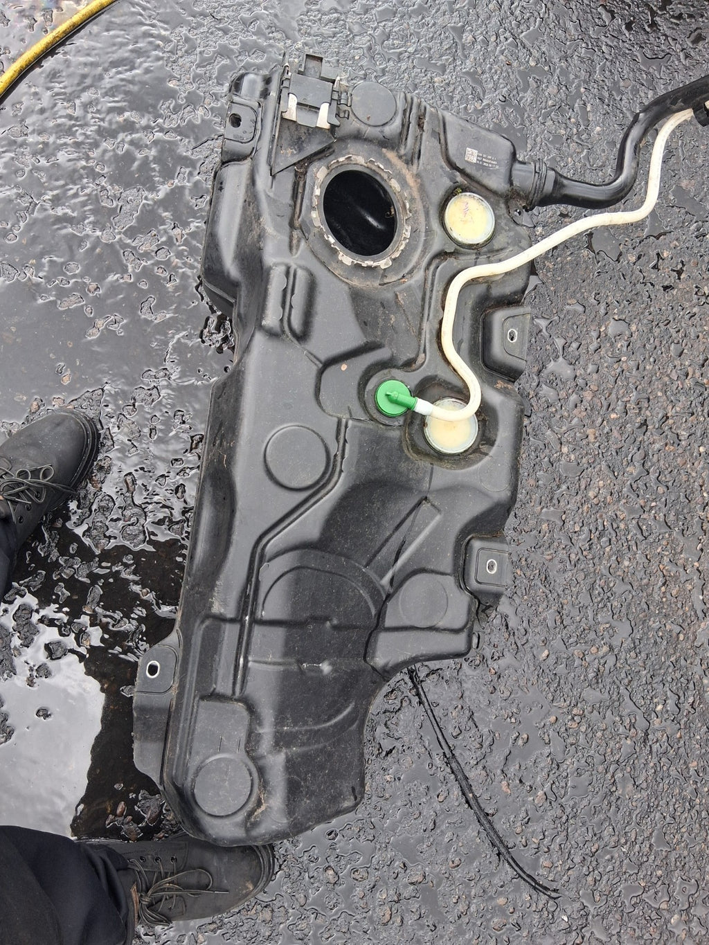 2023 VW VOLKSWAGEN GOLF MK8 1.5 PETROL FUEL PUMP FUEL TANK 5WA201085