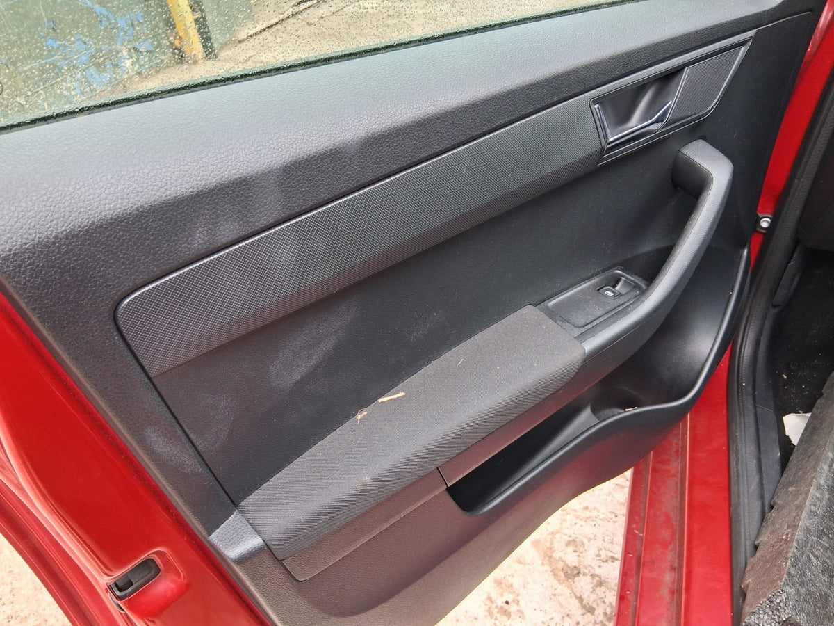 2019 SKODA FABIA MK3 NJ HATCHBACK NSF PASSENGER SIDE FRONT DOOR CARD PANEL