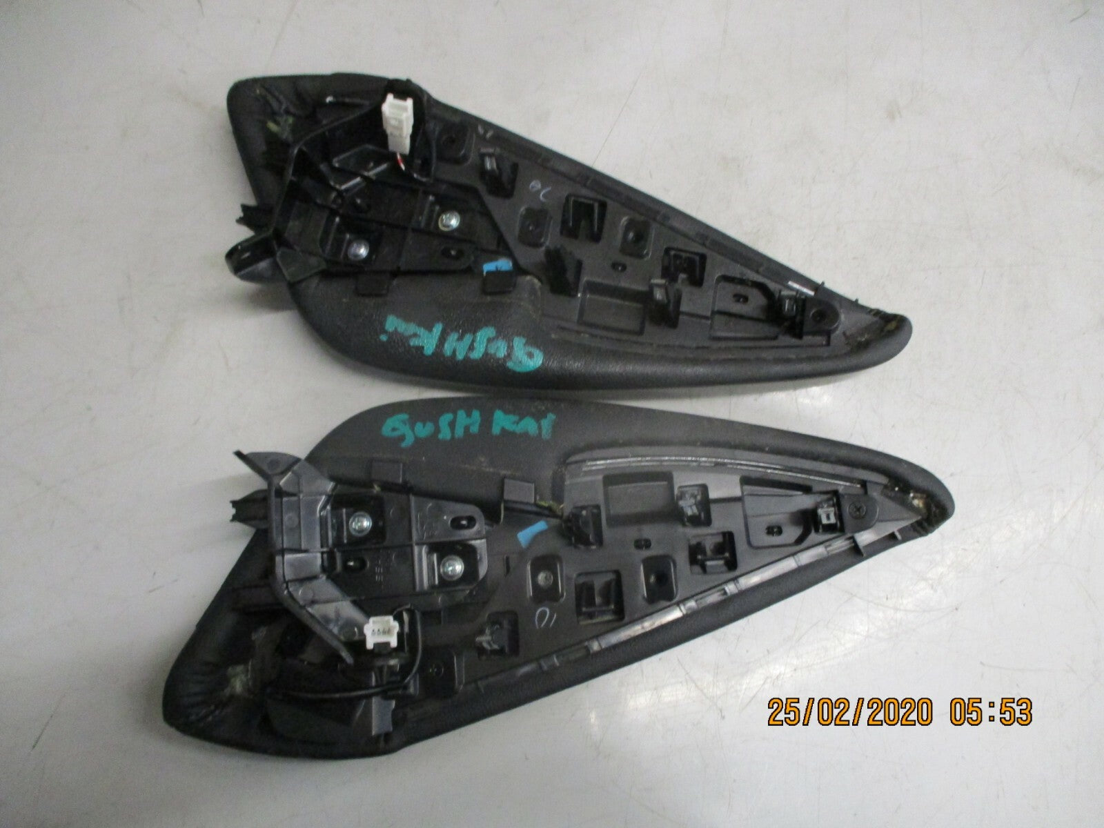 NISSAN QASHQAI J11 MK2 2018 LEATHER CENTRE CONSOLE SIDE TRIM PANEL 969RJ4EH0A